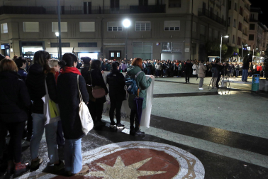 Concentración "contra la violencia vicaria" en Estella.