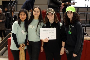 Fotos de la XII Feria de Empresas Simuladas de Navarra, celebrada en Elizondo.