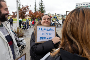 Foto de la marcha en Erripagaña para reclamar dotaciones./