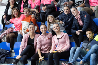 Fotos del Trofeo Comunidad Foral de gimnasia en Anaitasuna./