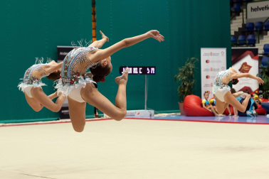 Fotos del Trofeo Comunidad Foral de gimnasia en Anaitasuna./