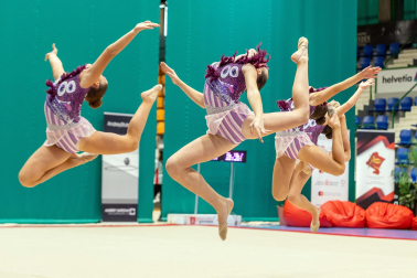 Fotos del Trofeo Comunidad Foral de gimnasia en Anaitasuna./