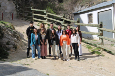 Asociación Juvenil Moviendo Falces