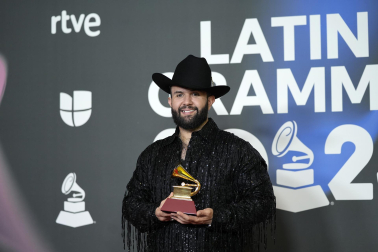 Premiados en la 24 edición de los Premios Grammy, celebrada en Sevilla.