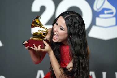 Premiados en la 24 edición de los Premios Grammy, celebrada en Sevilla.