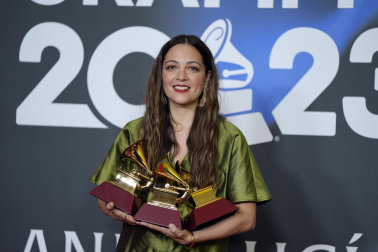 Premiados en la 24 edición de los Premios Grammy, celebrada en Sevilla.