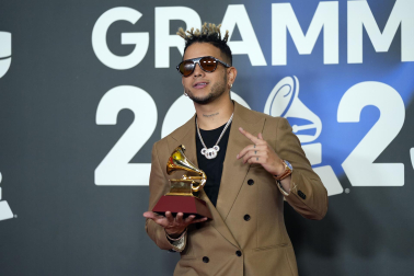 Premiados en la 24 edición de los Premios Grammy, celebrada en Sevilla.