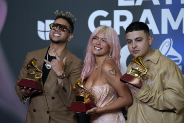 Premiados en la 24 edición de los Premios Grammy, celebrada en Sevilla.