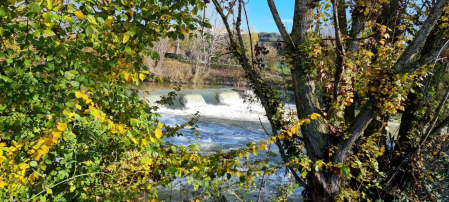 Presa del antiguo molino de Ilundáin. /