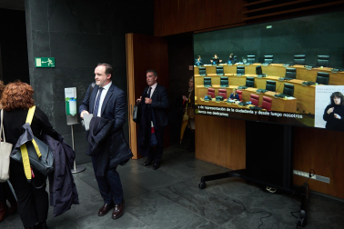 El grupo parlamentario de UPN abandona el Parlamento de Navarra.