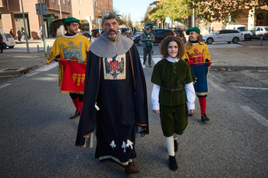 Fotos de la elección del Rey o Reina de la Faba en Burlada.