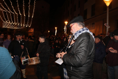 Foto del desfile de Olentzero y Mari Domingi en Tudela./
