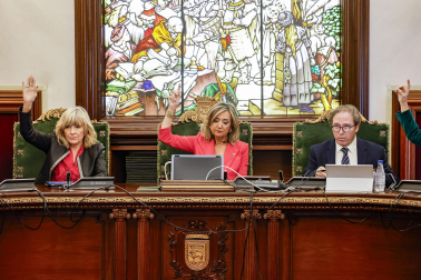 Pleno del Ayuntamiento de Pamplona que vota la moción de censura contra Cristina Ibarrola (UPN).