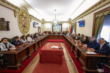 Pleno del Ayuntamiento de Pamplona que vota la moción de censura contra Cristina Ibarrola (UPN).
