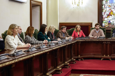 Pleno del Ayuntamiento de Pamplona que vota la moción de censura contra Cristina Ibarrola (UPN).