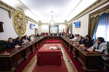 Pleno del Ayuntamiento de Pamplona que vota la moción de censura contra Cristina Ibarrola (UPN).