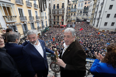 Joseba Asiron (EH Bildu), nuevo alcalde de Pamplona tras la moción de censura a Cristina Ibarrola (UPN).