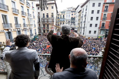 Joseba Asiron (EH Bildu), nuevo alcalde de Pamplona tras la moción de censura a Cristina Ibarrola (UPN).