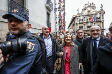 Fotos de la moción de censura en el Ayuntamiento de Pamplona.
