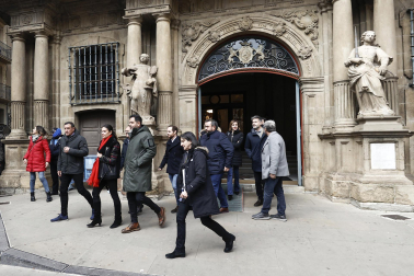 Fotos de la moción de censura en el Ayuntamiento de Pamplona.
