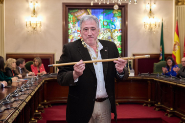 Imágenes de la moción de censura y nombramiento de Joseba Asiron como alcalde de Pamplona./