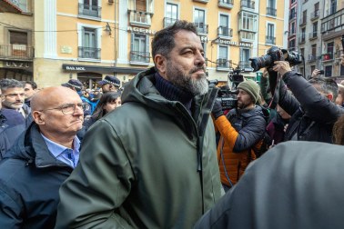 Imágenes de la moción de censura y nombramiento de Joseba Asiron como alcalde de Pamplona./