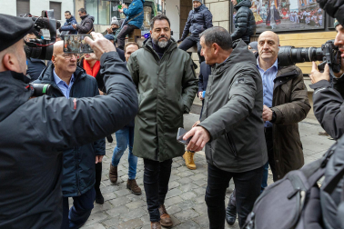 Imágenes de la moción de censura y nombramiento de Joseba Asiron como alcalde de Pamplona./
