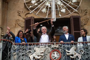 Imágenes de la moción de censura y nombramiento de Joseba Asiron como alcalde de Pamplona./