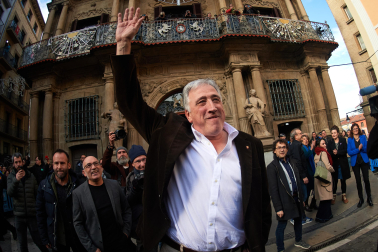 Imágenes de la moción de censura y nombramiento de Joseba Asiron como alcalde de Pamplona./