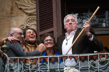 Imágenes de la moción de censura y nombramiento de Joseba Asiron como alcalde de Pamplona./