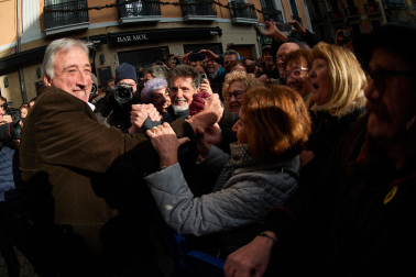 Imágenes de la moción de censura y nombramiento de Joseba Asiron como alcalde de Pamplona./
