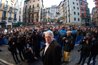 Imágenes de la moción de censura y nombramiento de Joseba Asiron como alcalde de Pamplona./