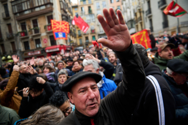 Imágenes de la moción de censura y nombramiento de Joseba Asiron como alcalde de Pamplona./