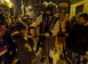 Fotos de la llegada del pregonero de los Reyes Magos a Estella.