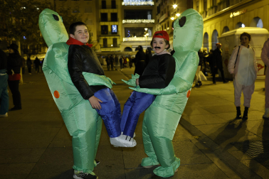 Foto de los disfraces de la Nochevieja 2023 en Pamplona./