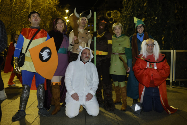 Foto de los disfraces de la Nochevieja 2023 en Pamplona./