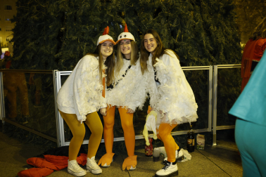 Foto de los disfraces de la Nochevieja 2023 en Pamplona./