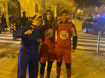 Foto de los disfraces de la Nochevieja 2023 en Pamplona./