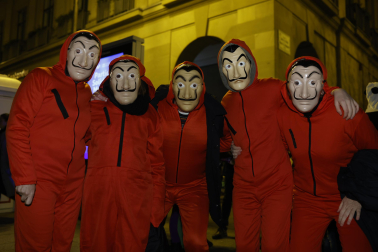Foto de los disfraces de la Nochevieja 2023 en Pamplona./