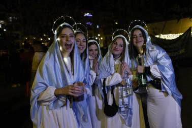 Foto de los disfraces de la Nochevieja 2023 en Pamplona./