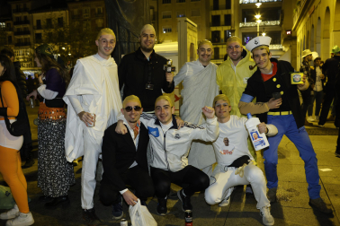 Foto de los disfraces de la Nochevieja 2023 en Pamplona./