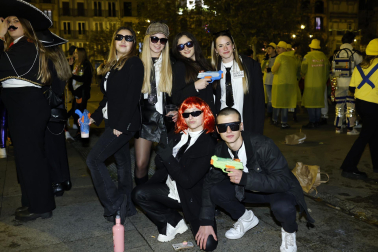 Foto de los disfraces de la Nochevieja 2023 en Pamplona./
