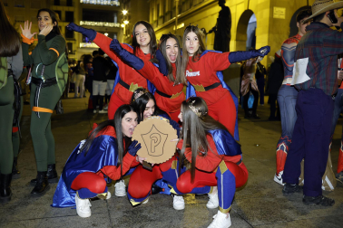 Foto de los disfraces de la Nochevieja 2023 en Pamplona./