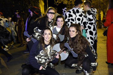 Foto de los disfraces de la Nochevieja 2023 en Pamplona./