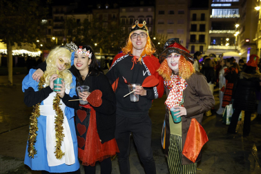 Foto de los disfraces de la Nochevieja 2023 en Pamplona./