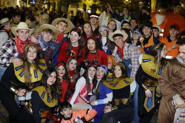 Foto de los disfraces de la Nochevieja 2023 en Pamplona./