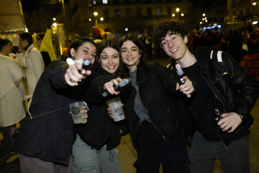 Foto de los disfraces de la Nochevieja 2023 en Pamplona./