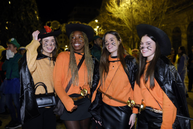 Foto de los disfraces de la Nochevieja 2023 en Pamplona./