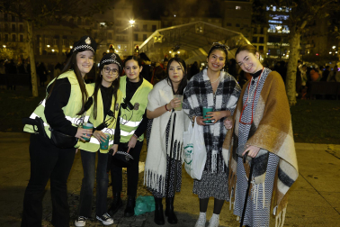 Foto de los disfraces de la Nochevieja 2023 en Pamplona./
