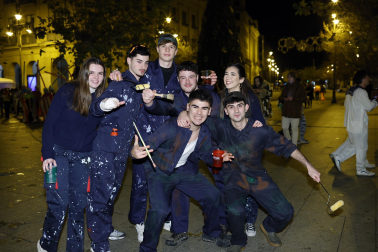 Foto de los disfraces de la Nochevieja 2023 en Pamplona./